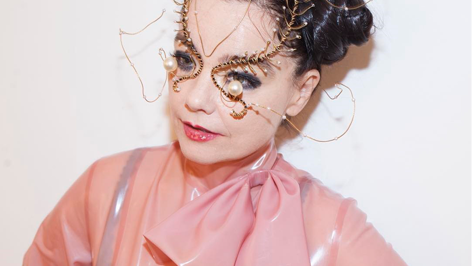 Los diseñadores que crearon para Björk